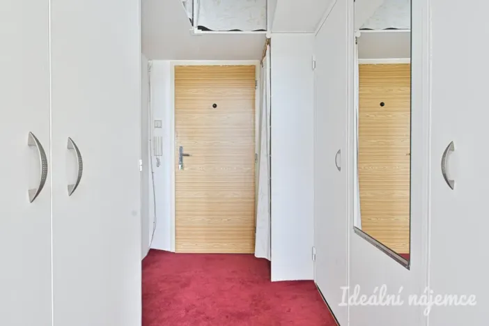 Pronájem bytu 1+1, Rosice, Kaštanová, 40 m2