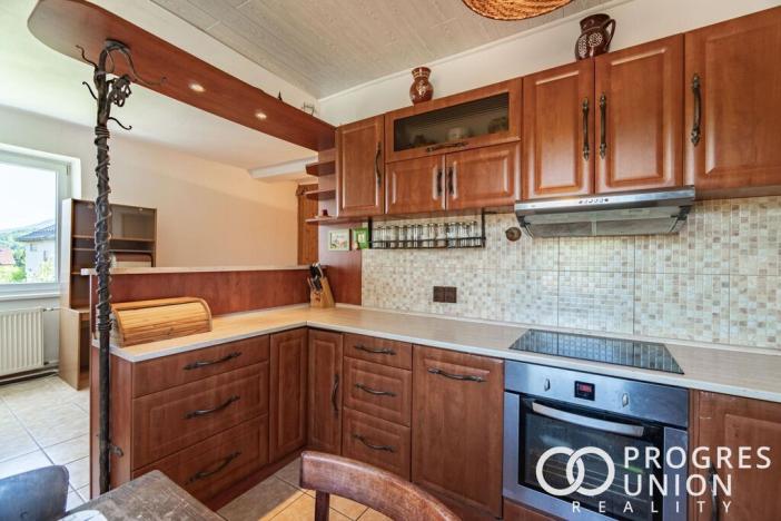 Prodej rodinného domu, Rožnov pod Radhoštěm, Kramolišov, 380 m2