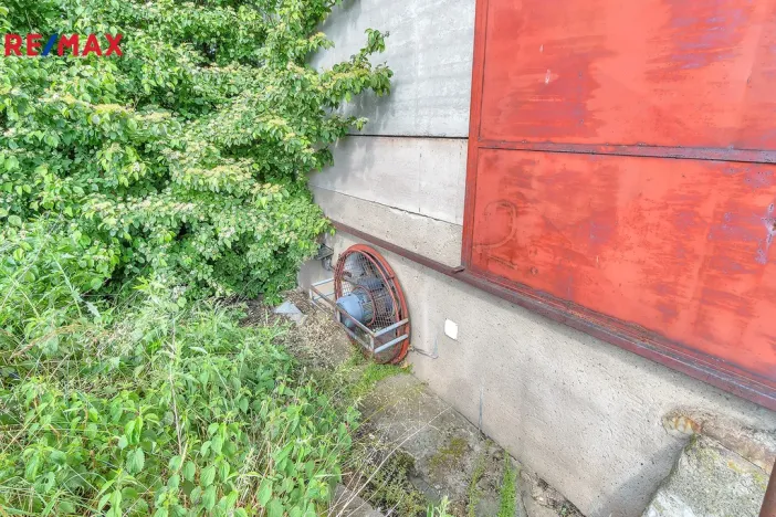 Prodej skladu, Bílá Třemešná, 1400 m2