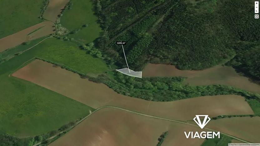 Prodej pole, Vinařice, 1331 m2