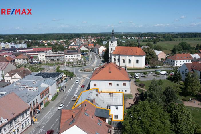 Prodej činžovního domu, Lázně Bohdaneč, Pernštýnská, 327 m2