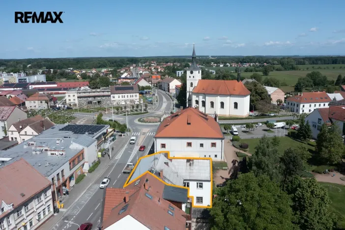 Prodej činžovního domu, Lázně Bohdaneč, Pernštýnská, 327 m2
