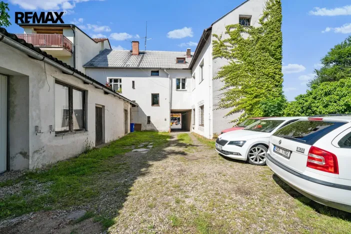 Prodej činžovního domu, Lázně Bohdaneč, Pernštýnská, 327 m2