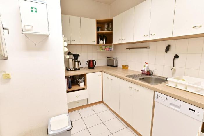 Pronájem kanceláře, Praha - Smíchov, Zoubkova, 344 m2