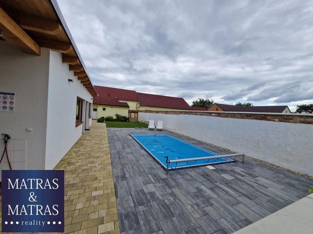 Prodej rodinného domu, Jevišovka, 260 m2