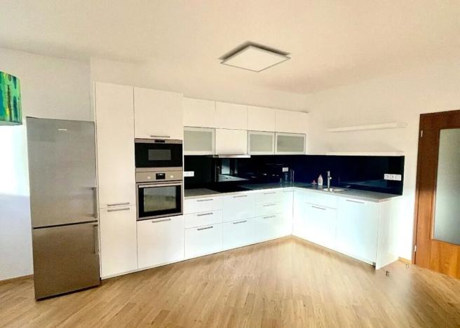 Pronájem bytu 2+kk, Praha, 65 m2