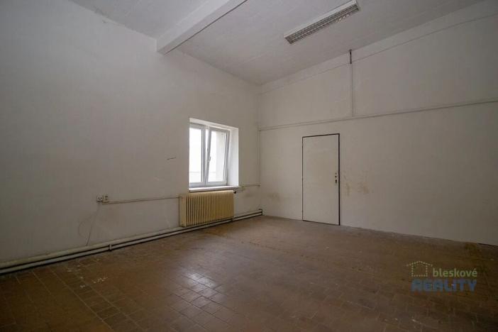 Pronájem výrobních prostor, Brandýs nad Labem-Stará Boleslav, 826 m2