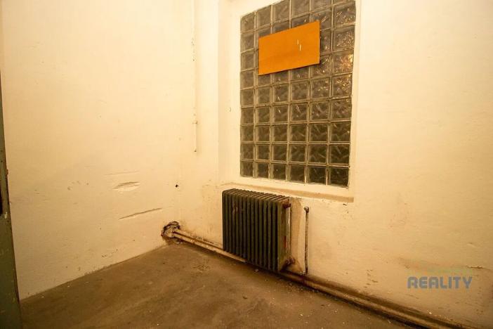 Pronájem skladu, Brandýs nad Labem-Stará Boleslav, 826 m2