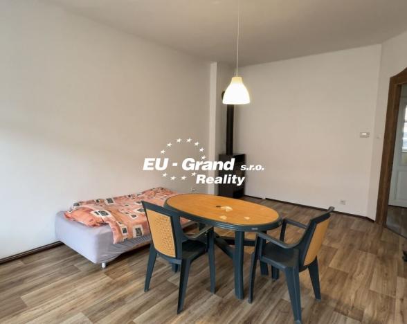 Prodej činžovního domu, Varnsdorf, Legií, 860 m2