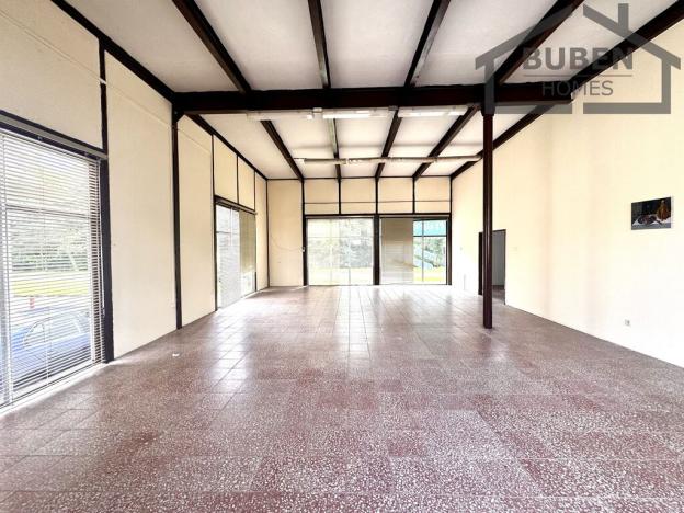 Prodej obchodního prostoru, Bor, Západočeská, 375 m2