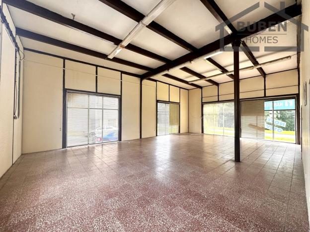 Prodej obchodního prostoru, Bor, Západočeská, 375 m2