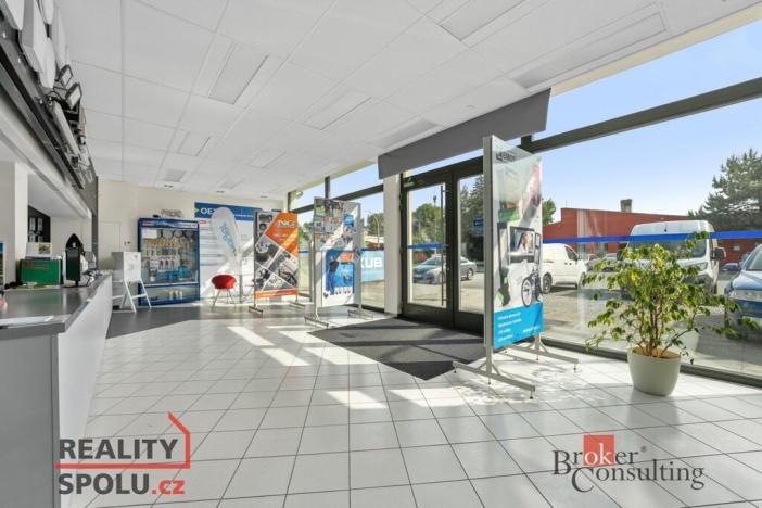 Pronájem obchodního prostoru, Hradec Králové - Slezské Předměstí, Bieblova, 480 m2