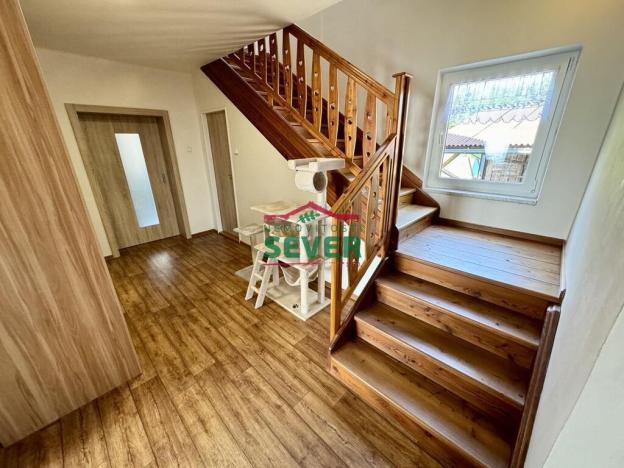 Prodej rodinného domu, Měcholupy, 200 m2