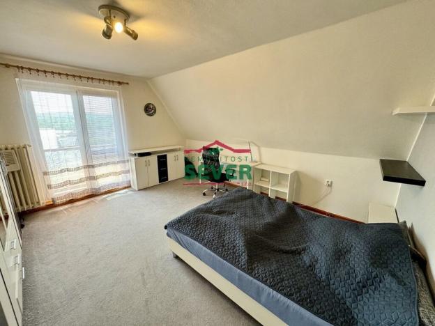 Prodej rodinného domu, Měcholupy, 200 m2