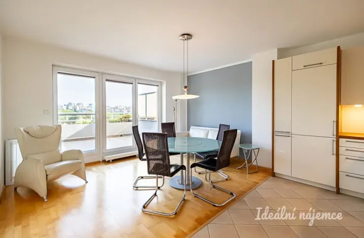 Pronájem bytu 3+kk, Praha - Záběhlice, Hyacintová, 85 m2