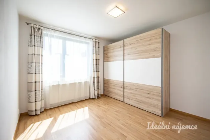 Pronájem bytu 2+kk, Praha - Jinonice, Kačírkova, 52 m2