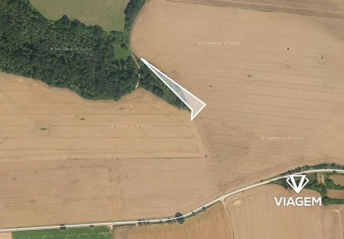 Prodej pole, Snědovice, 2482 m2