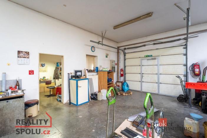 Prodej výrobních prostor, Čebín, 648 m2