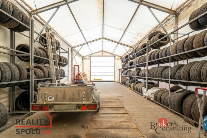 Prodej výrobních prostor, Čebín, 648 m2