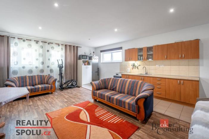 Prodej výrobních prostor, Čebín, 648 m2