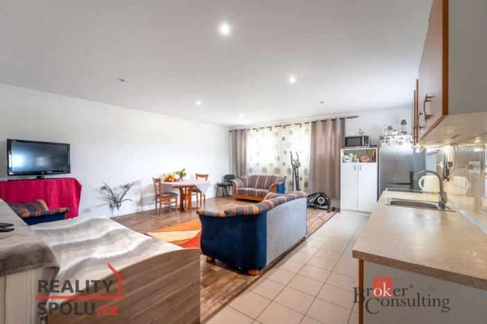 Prodej výrobních prostor, Čebín, 648 m2