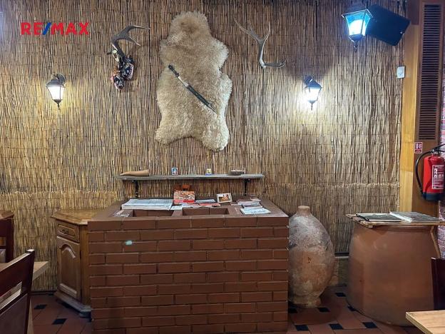 Pronájem obchodního prostoru, Praha - Vinohrady, Na Kozačce, 339 m2