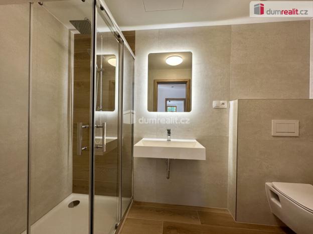 Prodej bytu 2+kk, Horní Blatná, náměstí Sv. Vavřince, 60 m2