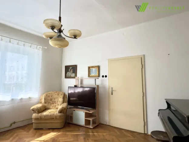 Prodej rodinného domu, Hodonín, Masarykovo nám., 260 m2