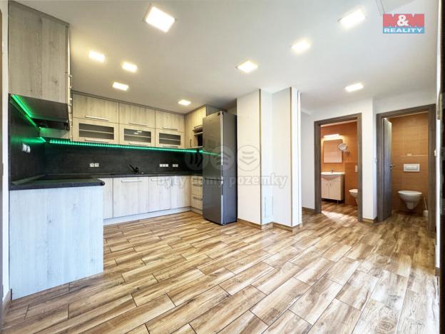 Prodej rodinného domu, Karlovy Vary - Stará Role, Horní, 120 m2