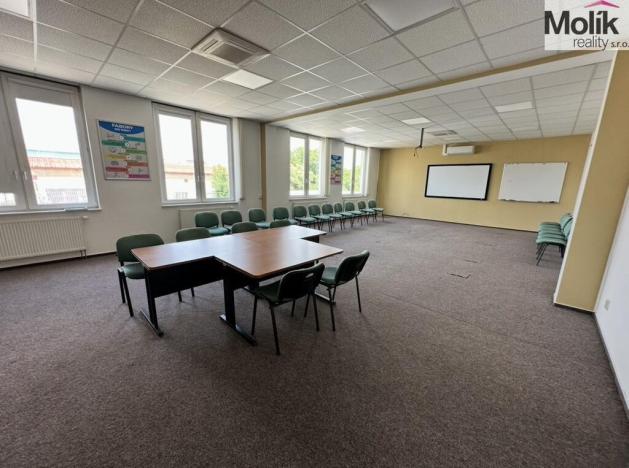 Prodej skladu, Chomutov, Pražská, 30000 m2