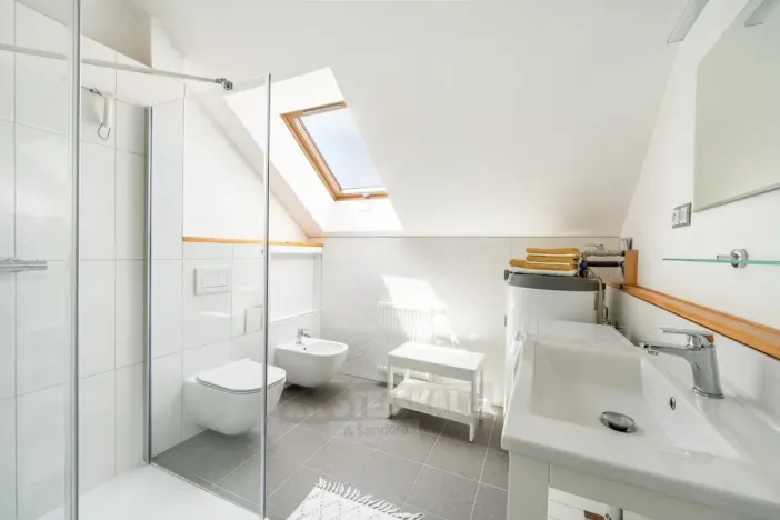 Prodej rodinného domu, Rožmberk nad Vltavou, 257 m2