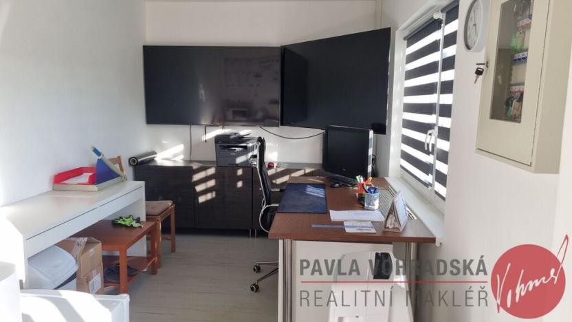 Pronájem komerčního pozemku, Tuchlovice, 600 m2