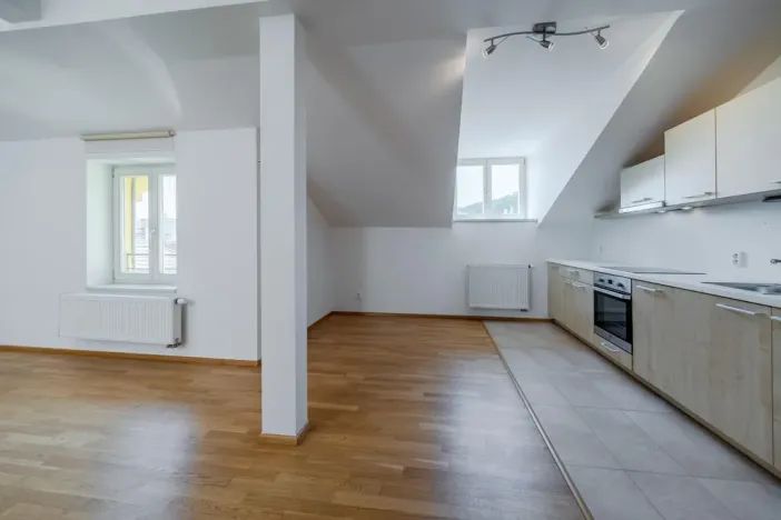 Pronájem bytu 4+kk, Praha - Smíchov, V lesíčku, 125 m2