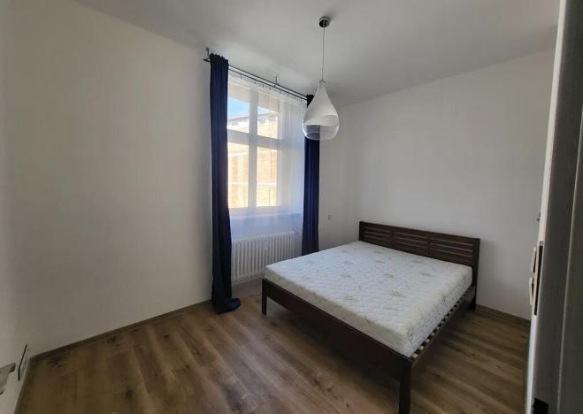Pronájem bytu 2+1, Praha - Nové Město, Vyšehradská, 41 m2