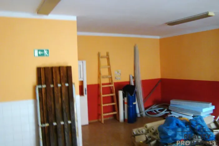 Pronájem komerční nemovitosti, Smečno, Jiráskova, 270 m2