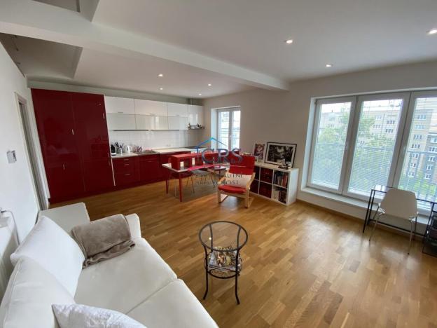 Pronájem bytu 1+kk, Praha - Vršovice, Karpatská, 35 m2
