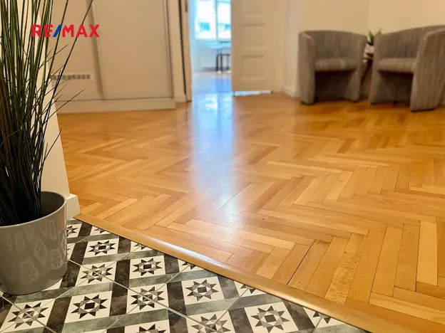 Pronájem kanceláře, Praha - Vinohrady, Kolínská, 127 m2