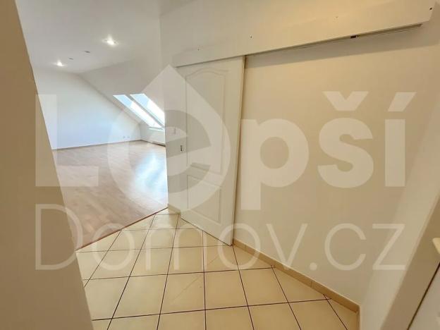 Prodej bytu 3+kk, Jeseník, Mahenova, 128 m2