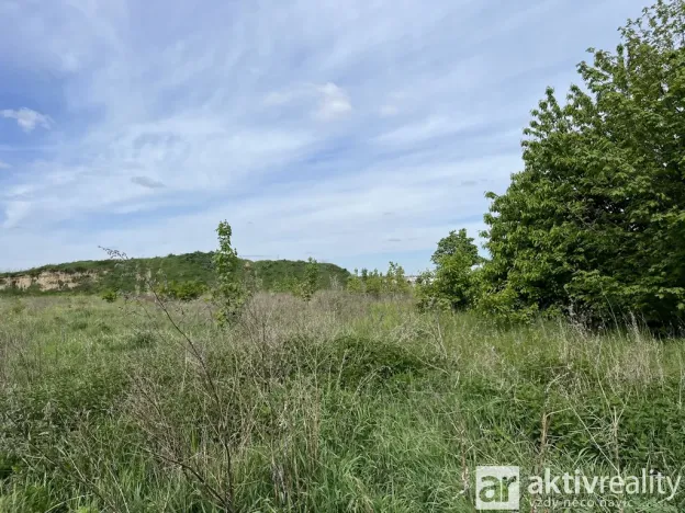 Prodej podílu 1/4 pozemku pro bydlení, Chýně, 1352 m2