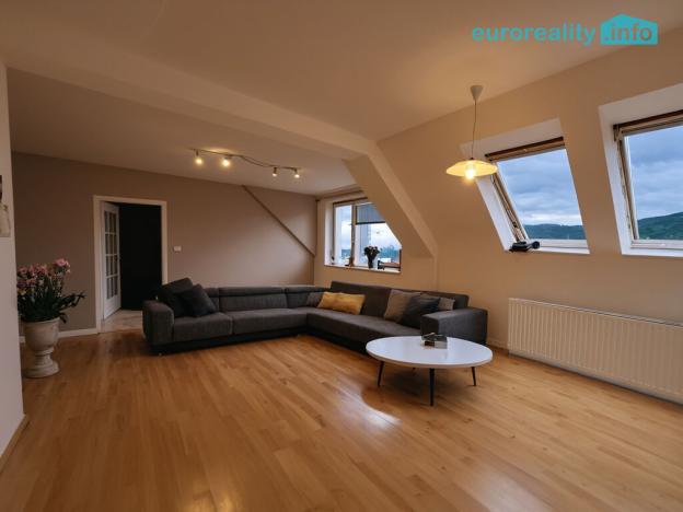 Prodej bytu 2+kk, Roztoky, Lidická, 55 m2