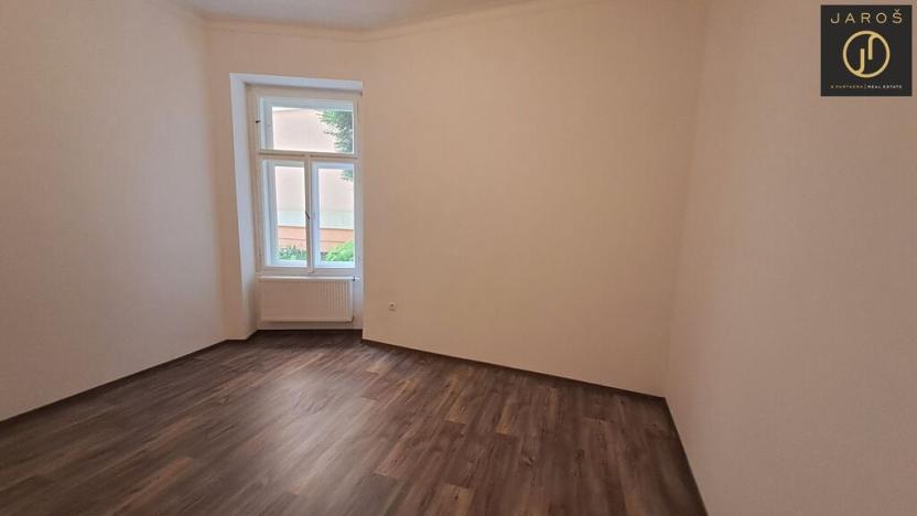Prodej bytu 4+1, Karlovy Vary, Zámecký vrch, 118 m2