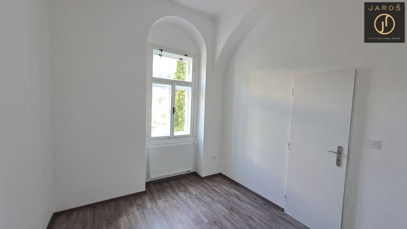 Prodej bytu 4+1, Karlovy Vary, Zámecký vrch, 118 m2