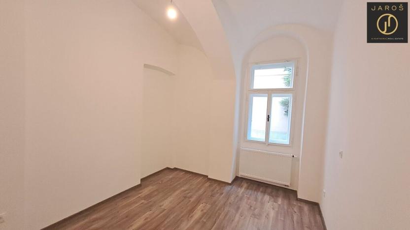 Prodej bytu 4+1, Karlovy Vary, Zámecký vrch, 118 m2