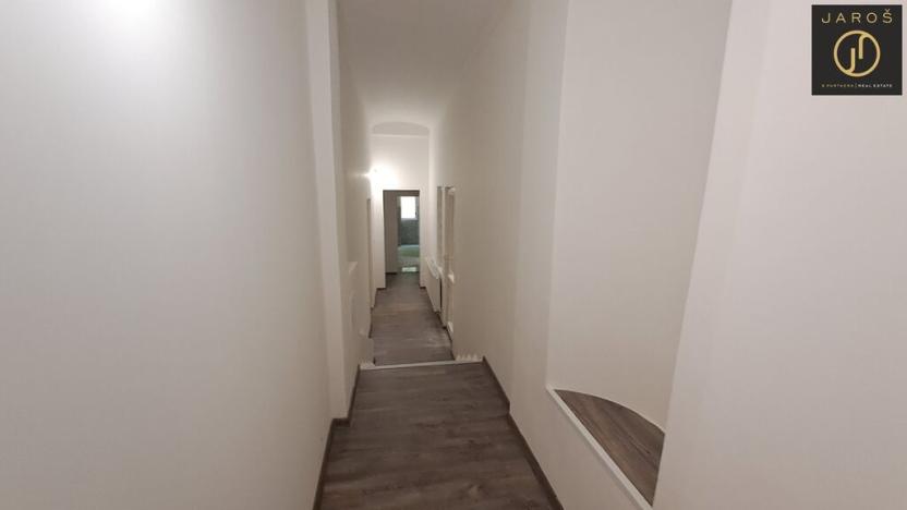 Prodej bytu 4+1, Karlovy Vary, Zámecký vrch, 118 m2