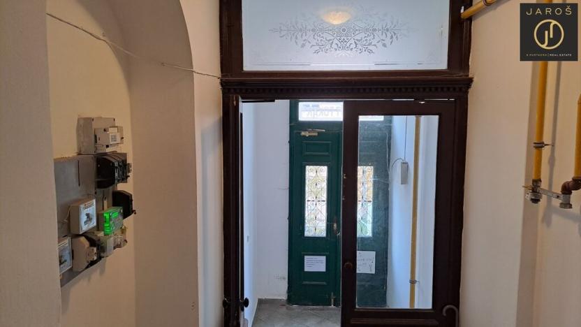 Prodej bytu 4+1, Karlovy Vary, Zámecký vrch, 118 m2