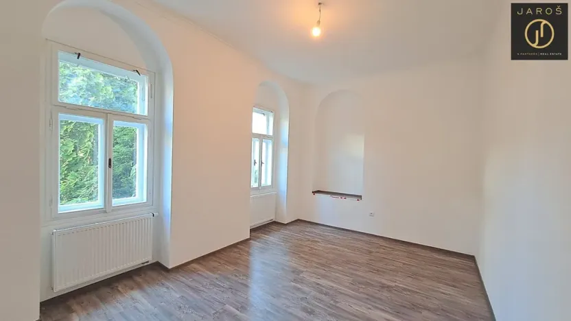 Prodej bytu 4+1, Karlovy Vary, Zámecký vrch, 118 m2