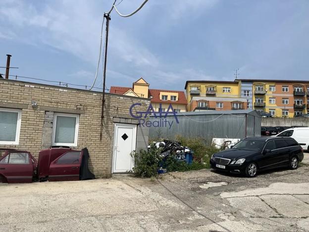 Prodej výrobních prostor, Strážovice, 450 m2