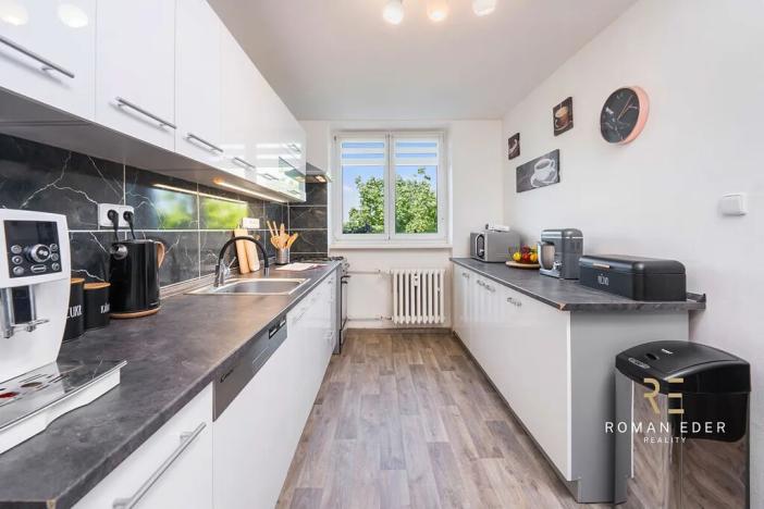 Prodej bytu 3+1, Praha - Liboc, Evropská, 78 m2
