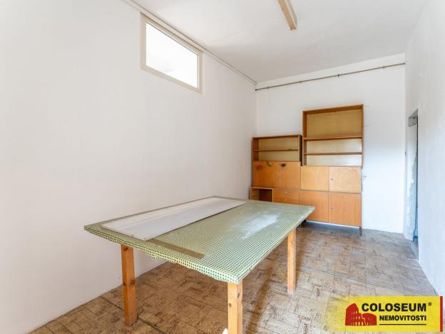 Pronájem kanceláře, Hrabětice, 207 m2