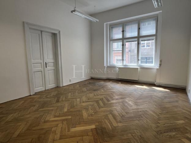 Pronájem kanceláře, Praha - Smíchov, Na bělidle, 105 m2